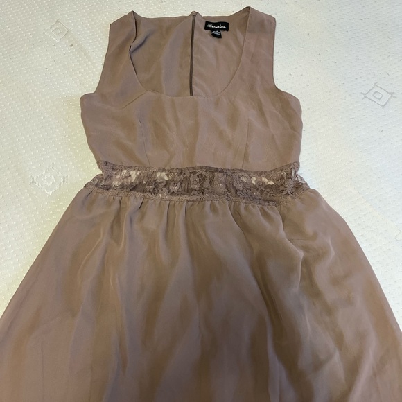 Brown high low dress - Picture 4 of 5